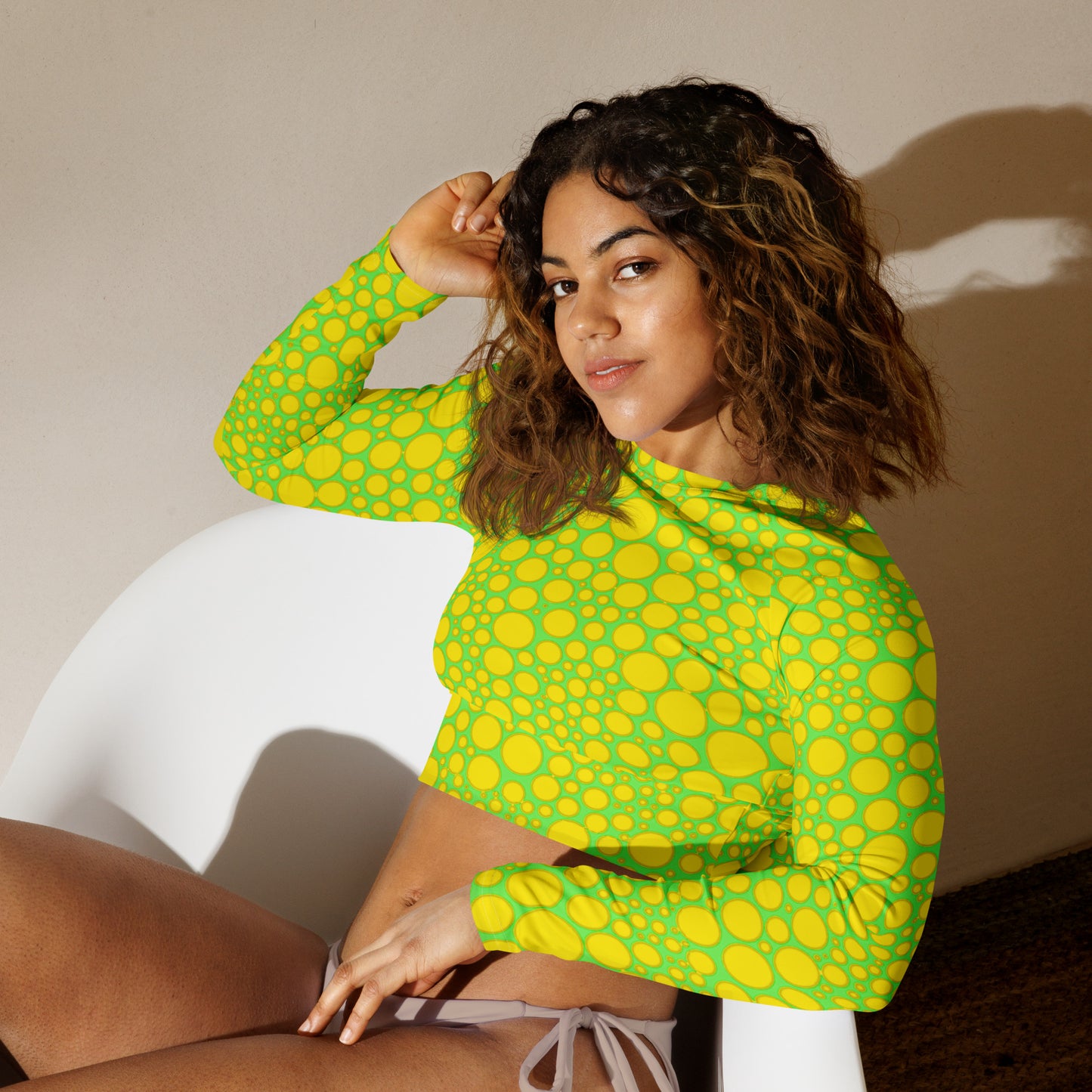 Women's Long-Sleeve Crop Top - Yellow Dots on Green